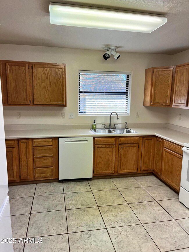 100 N Lariat Way, Payson, AZ 85541 - photo 6