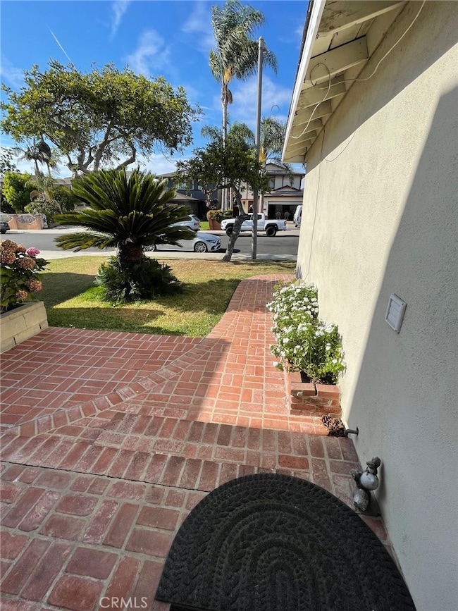 840 E Meadbrook St, Carson, CA 90746 - photo 3