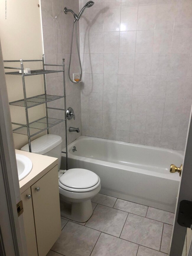 22 El Camino Loop, Staten Island, NY 10309 - photo 7