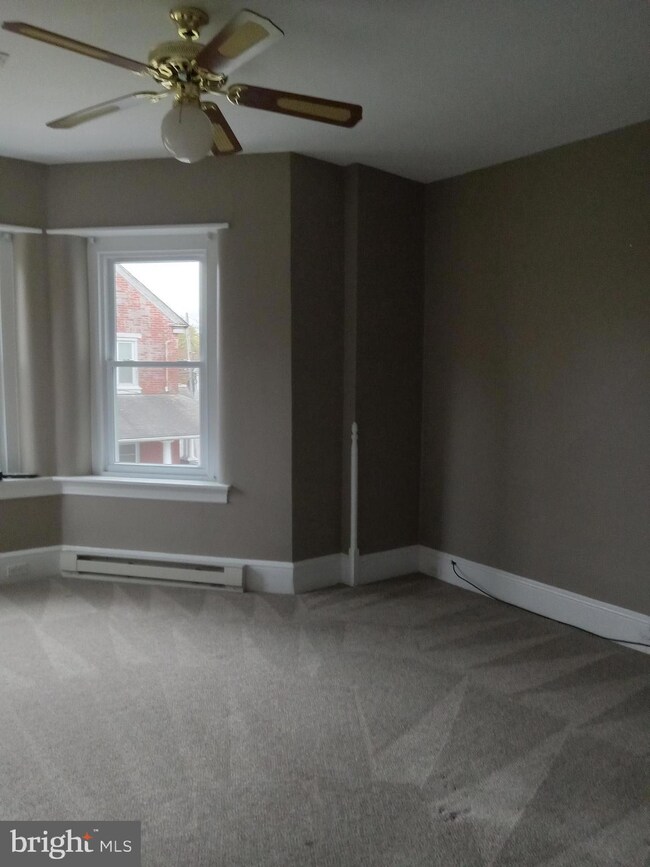 108 S Main St unit B, Perkasie, PA 18944 - photo 7