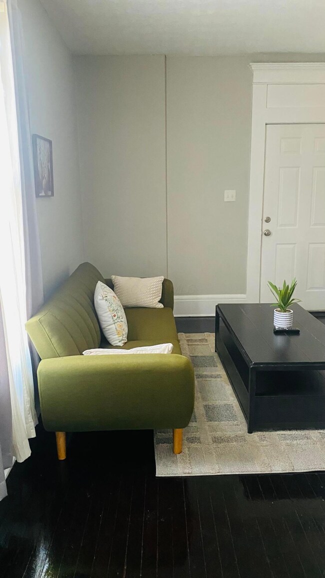 369 Gilbert St, Columbus, OH 43205 - photo 5