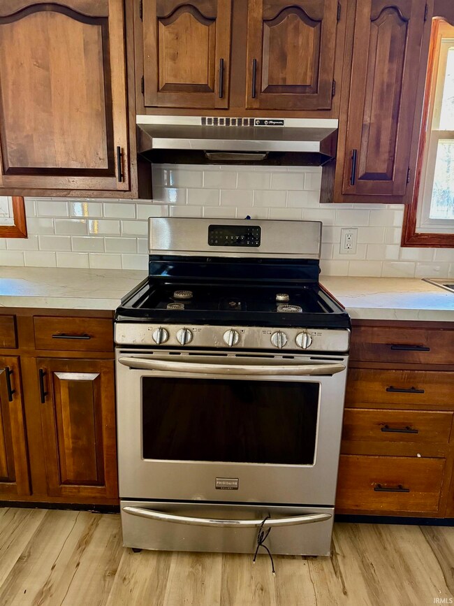 10470 Garfield St, Cynthiana, IN 47612 - photo 5