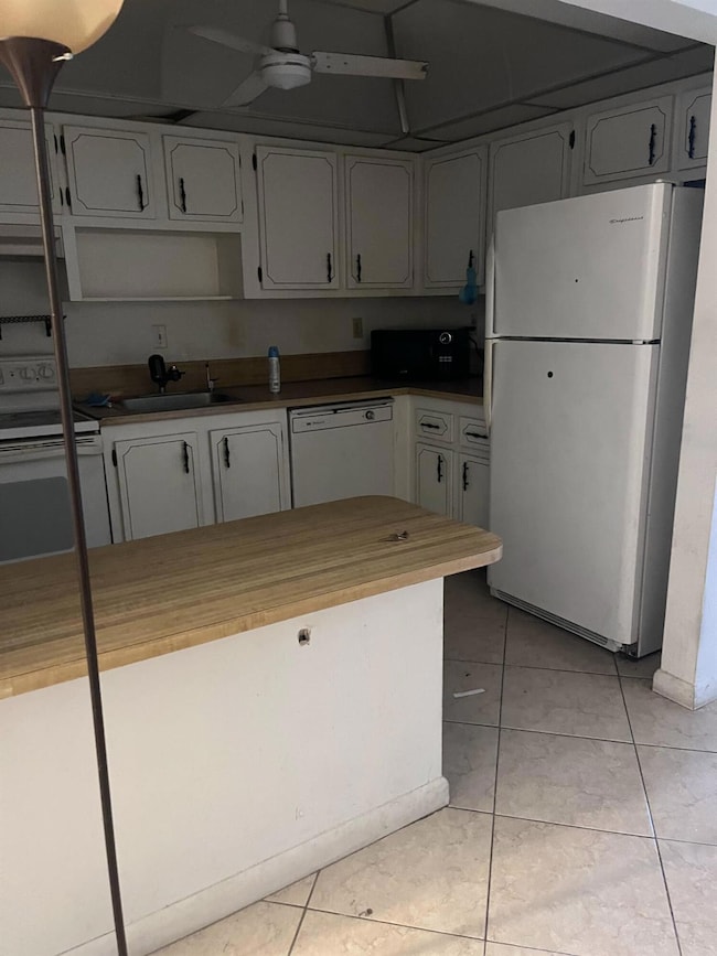 7300 NW 17th St unit 115, Plantation, FL 33313 - photo 2