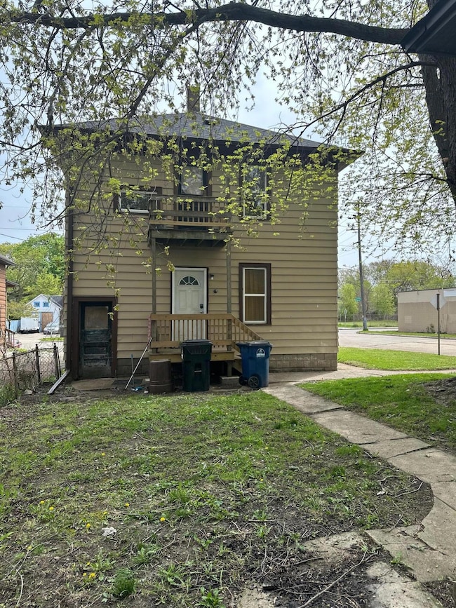 Edgewood Rear