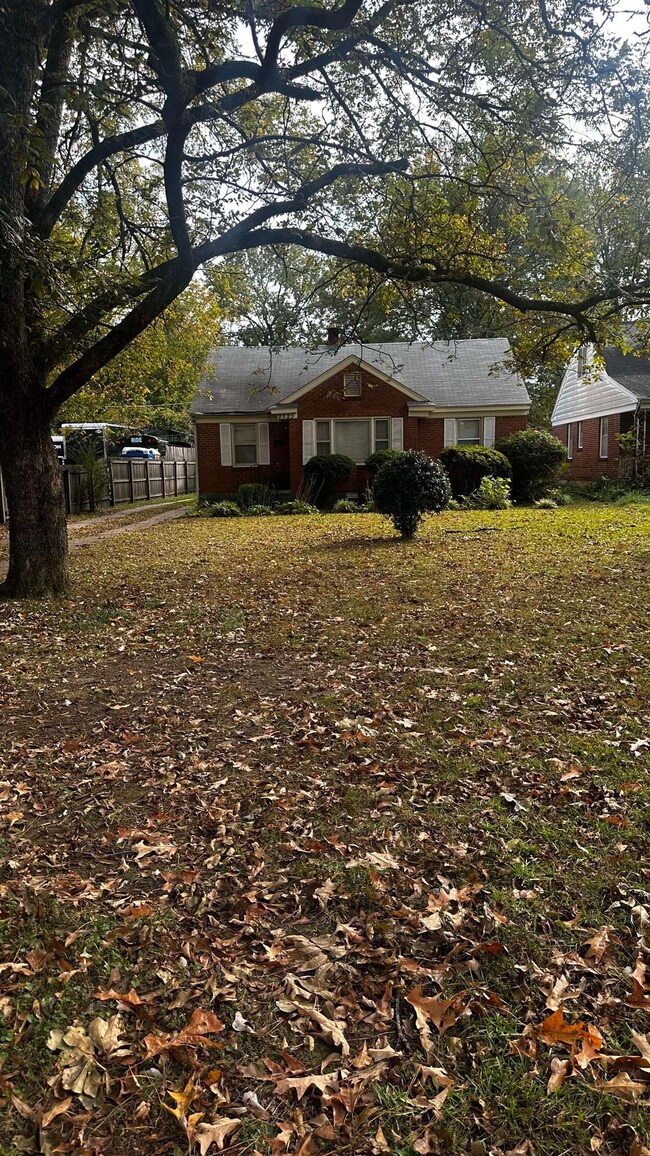 View of side of home