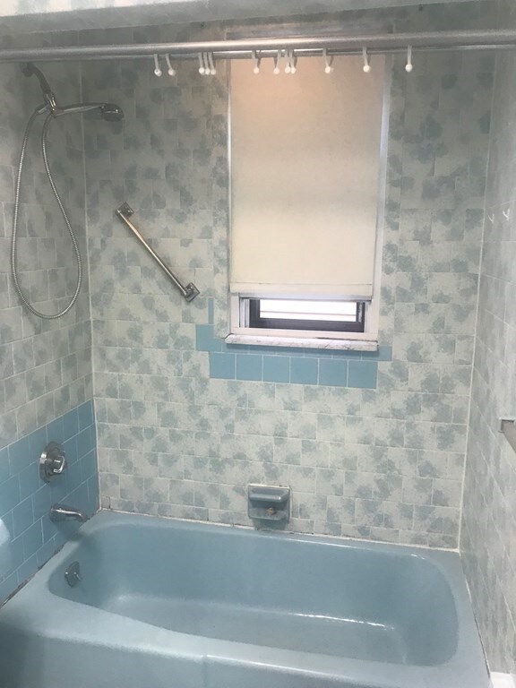 841 E 3rd St unit 3, Boston, MA 02127 - photo 3