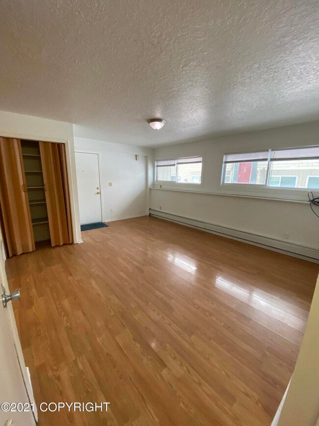 1016 W 25th Ave unit 3, Anchorage, AK 99503 - photo 6