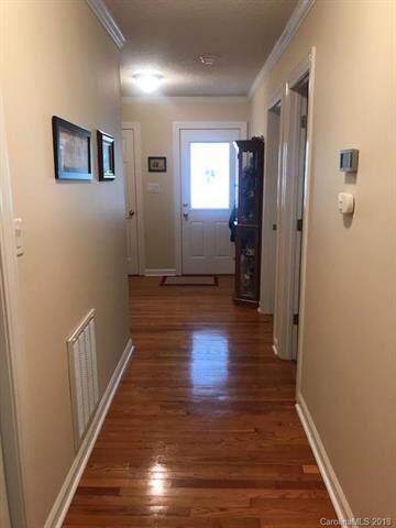 411 Windsor Ln, Statesville, NC 28677 - photo 2