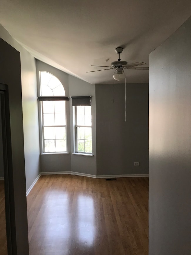 5041 Warren St, Skokie, IL 60077 - photo 6