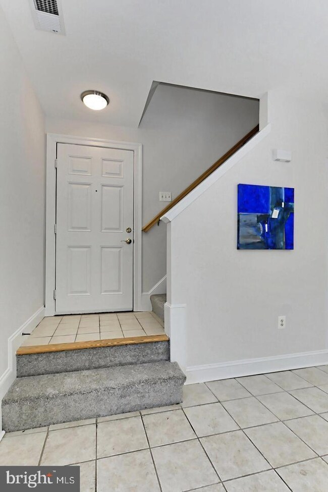 46341 Pryor Square, Sterling, VA 20165 - photo 5