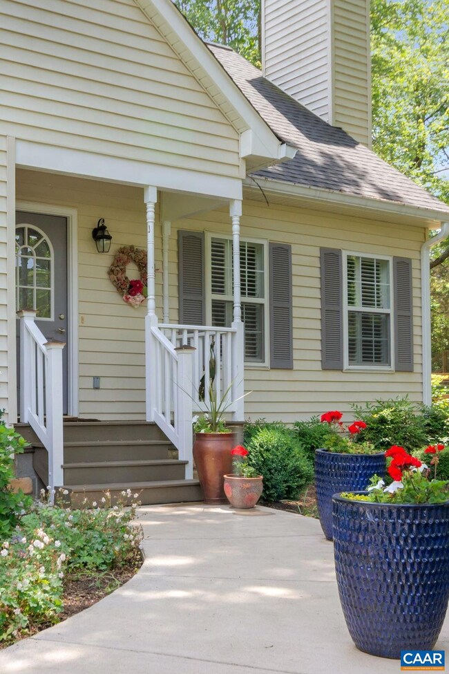 161 Larkspur Ct, Charlottesville, VA 22902 - photo 5