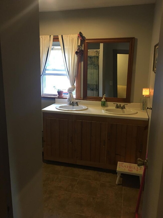 Drew Bathroom