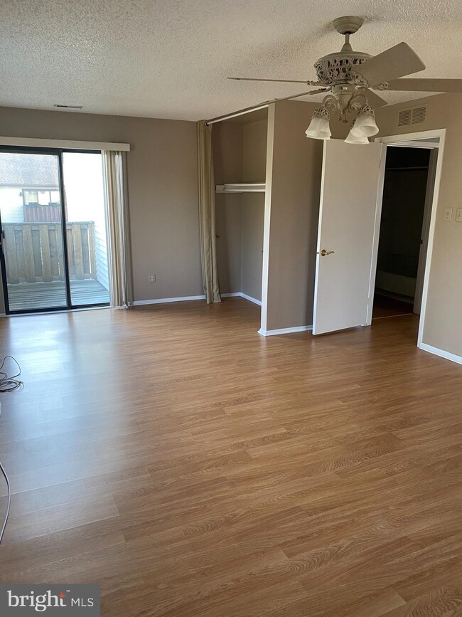 312 Hunter Ct unit 312, Marlton, NJ 08053 - photo 5