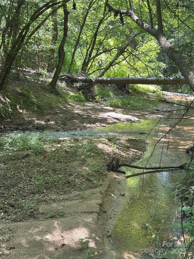 6020 Plantation Pointe Dr unit 91, Granite Falls, NC 28630 - photo 7