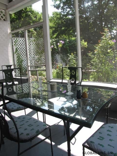 804 Park Ave, Albany, NY 12208 - photo 4