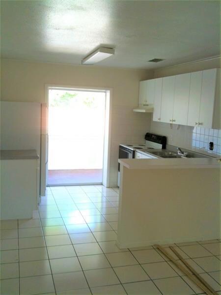 4908 20th St W unit A, Bradenton, FL 34207 - photo 6