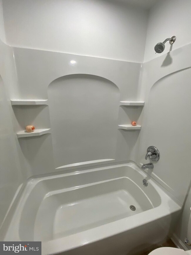 21453 S Essex Dr, Lexington Park, MD 20653 - photo 2