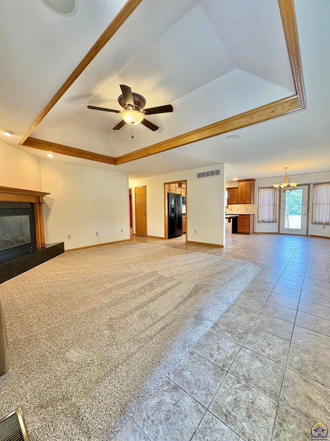 Entryway view