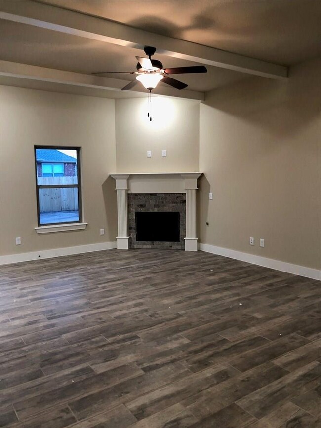 631 Captain Marshal St, Prairie Grove, AR 72753 - photo 4