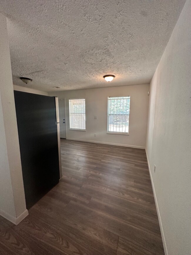 978 Ringold St unit A, Houston, TX 77088 - photo 7