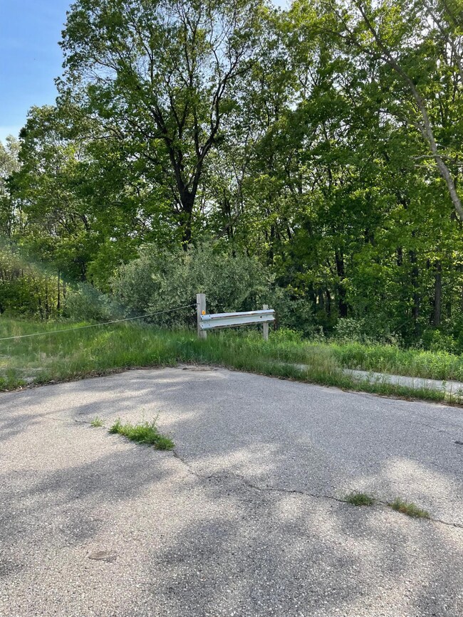 9.5 acre entry
