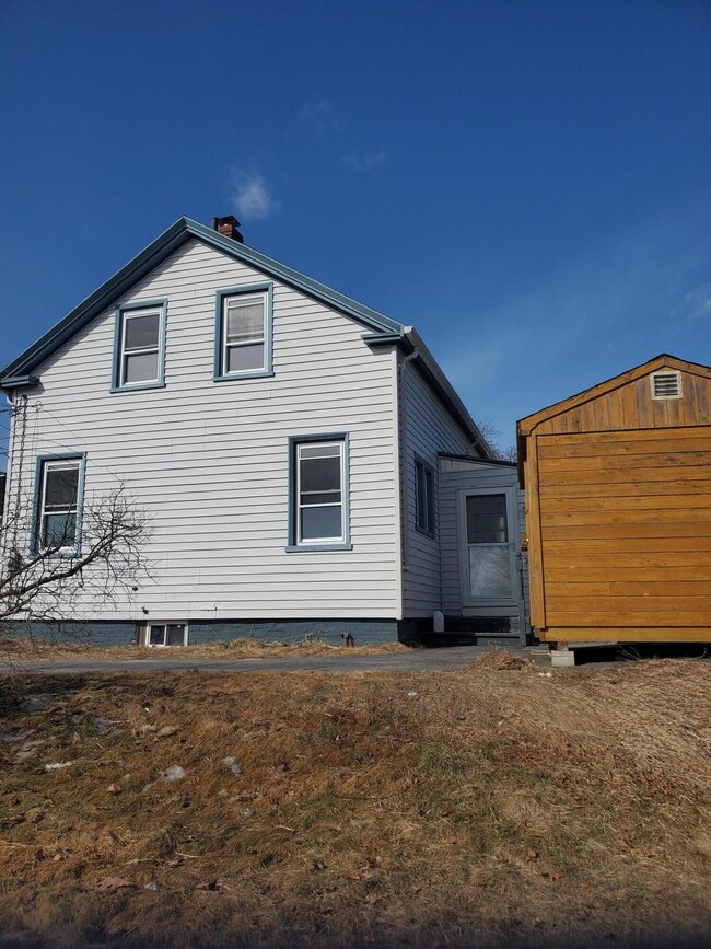 96 Ridgeland Ave, South Portland, ME 04106 - photo 3