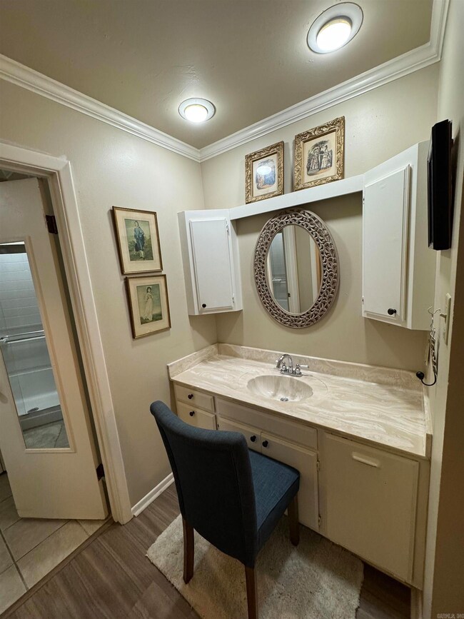 1913 Broken Bow unit 1913 broken bow st, North Little Rock, AR 72116 - photo 7