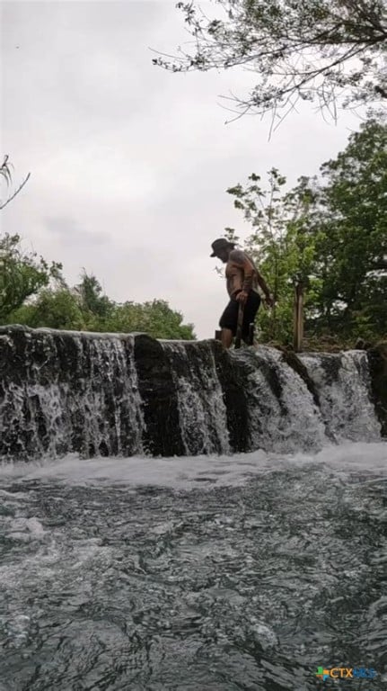 608 NW River Rd, Martindale, TX 78655 - photo 7