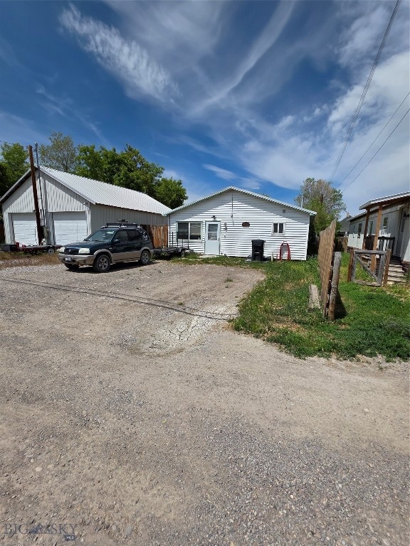 652 1/2 alley house 2 car garage