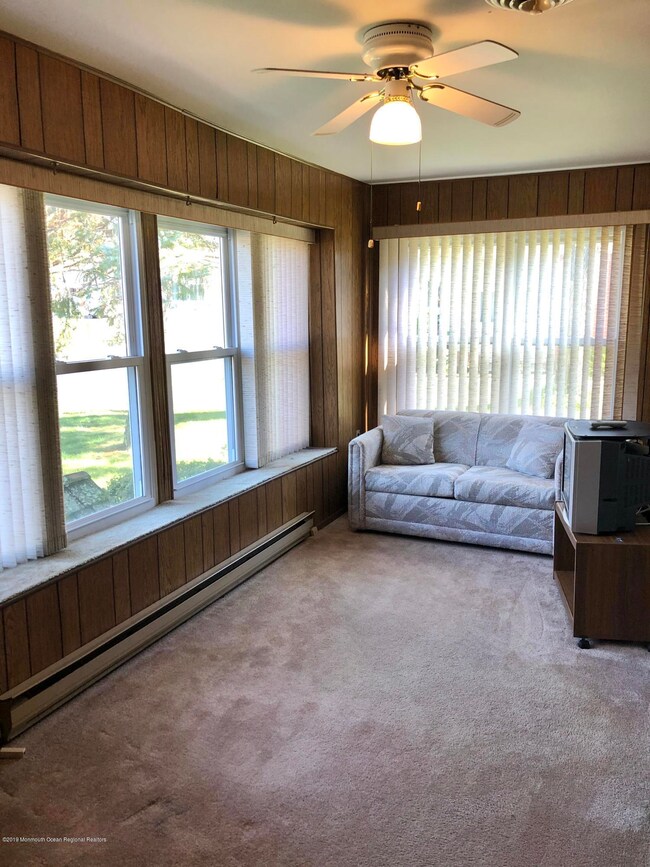 Four season sun room