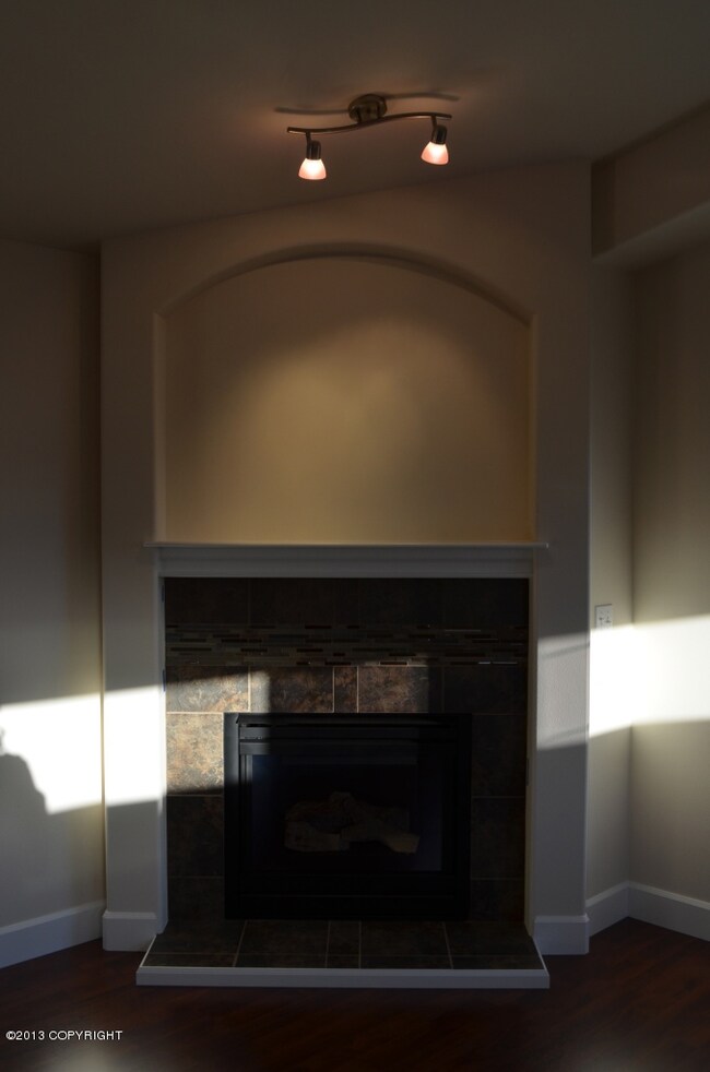 Fire Place - Photo Similar