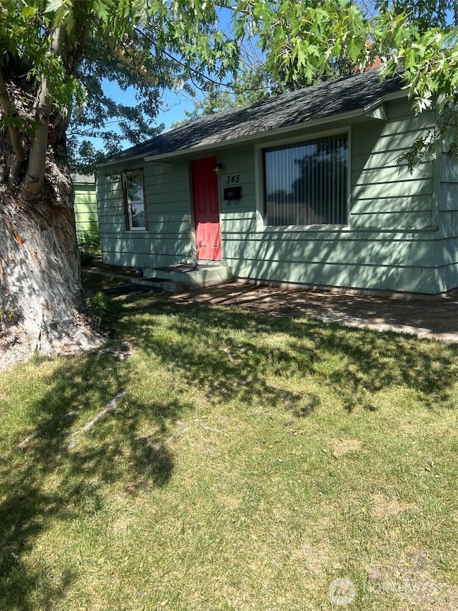 345 W Ridge Rd, Moses Lake, WA 98837 - photo 2