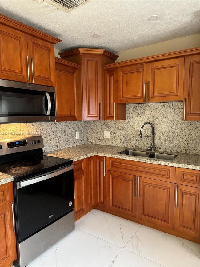 6235 Dawson St unit 2, Hollywood, FL 33023 - photo 3