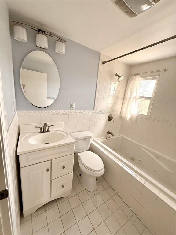 28 College Farm Rd unit 2, Waltham, MA 02451 - photo 3