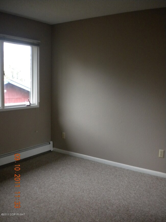 7760 Boundary Ave unit F4, Anchorage, AK 99504 - photo 6