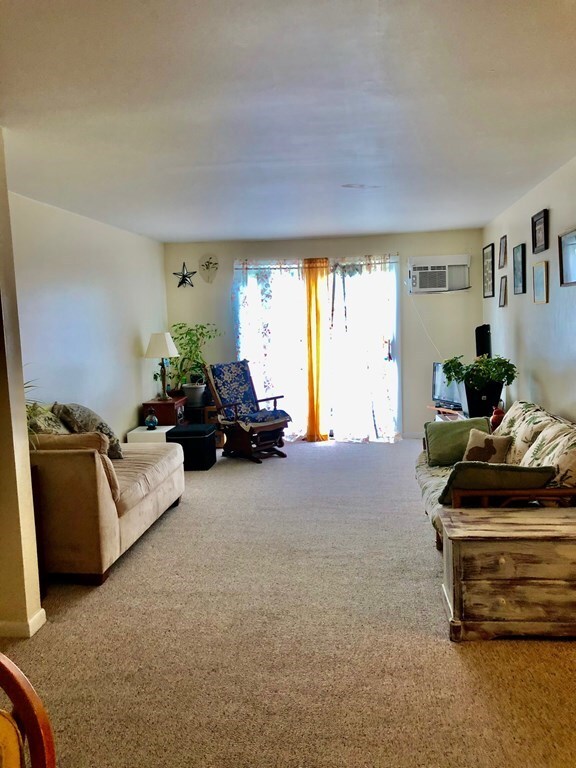 81 High St unit 24, Amesbury, MA 01913 - photo 3