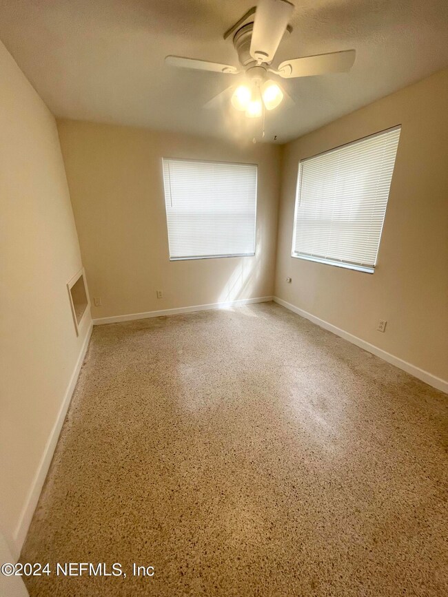 526 Talbot Ave, Jacksonville, FL 32205 - photo 6