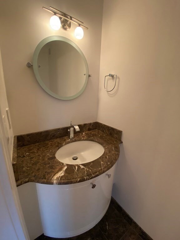 Harbor Towers unit 23B, Boston, MA 02110 - photo 4