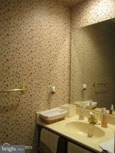 7915 Blue Gray Cir, Manassas, VA 20109 - photo 3