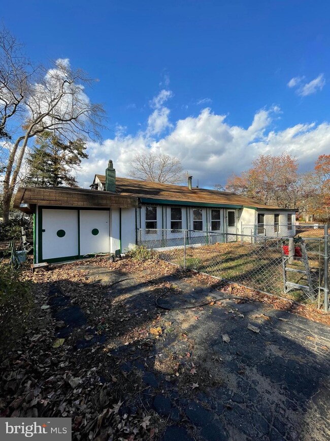 144 Macarthur Ave, Franklin, NJ 08322 - photo 2