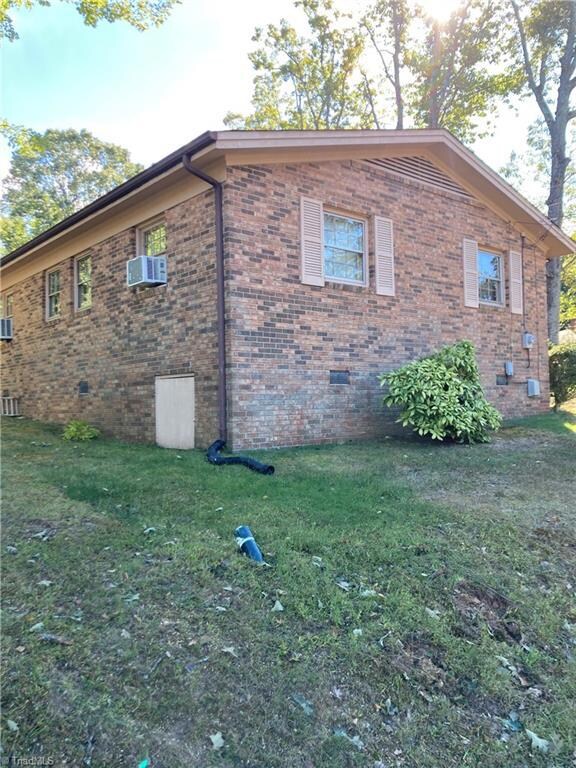 837 Sherwood Ave, Asheboro, NC 27205 - photo 4