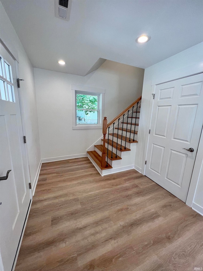 220 10th St, Covington, IN 47932 - photo 2