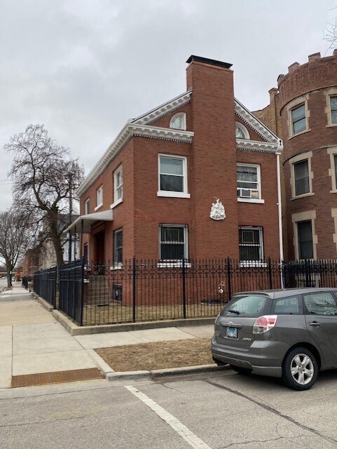 Corner 50th and Washington Park (Possibility for V