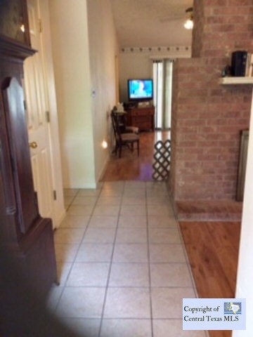 1186 Mooncrest, New Braunfels, TX 78130 - photo 2