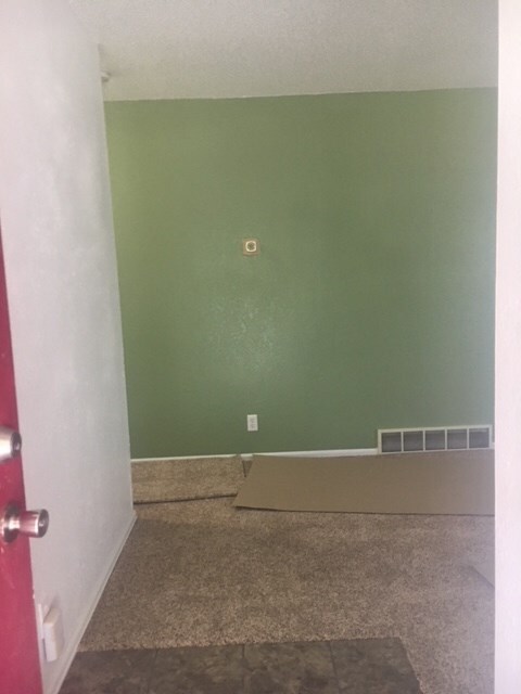 258 E Rangely Ave, Rangely, CO 81648 - photo 7