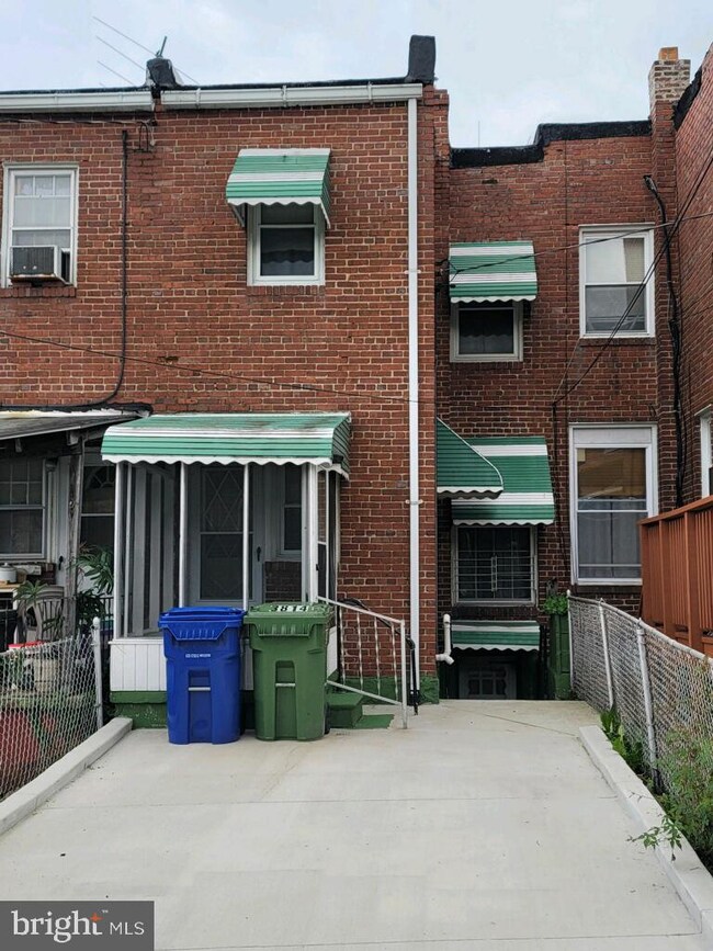 3814 Colborne Rd, Baltimore, MD 21229 - photo 2