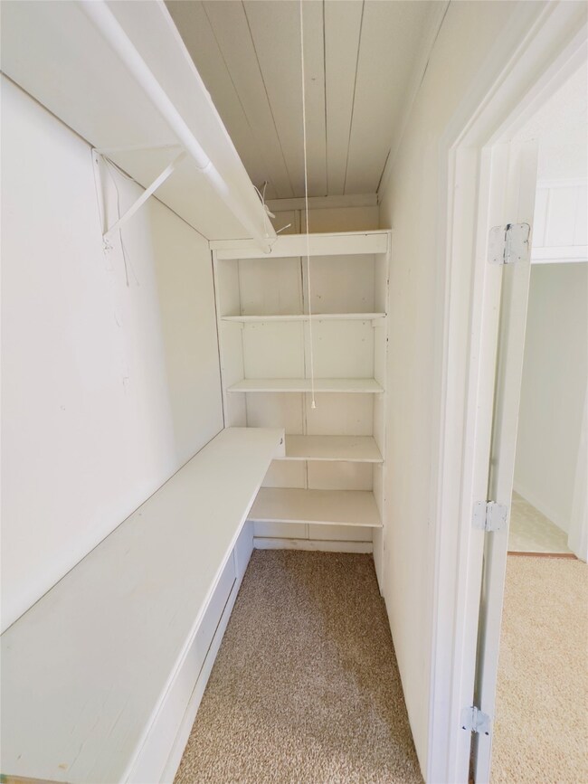 8810 Dandy St, Houston, TX 77016 - photo 2