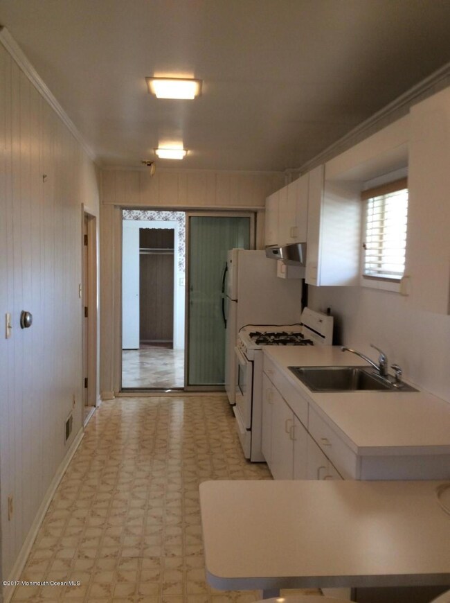 387 W Columbus Place, Long Branch, NJ 07740 - photo 2