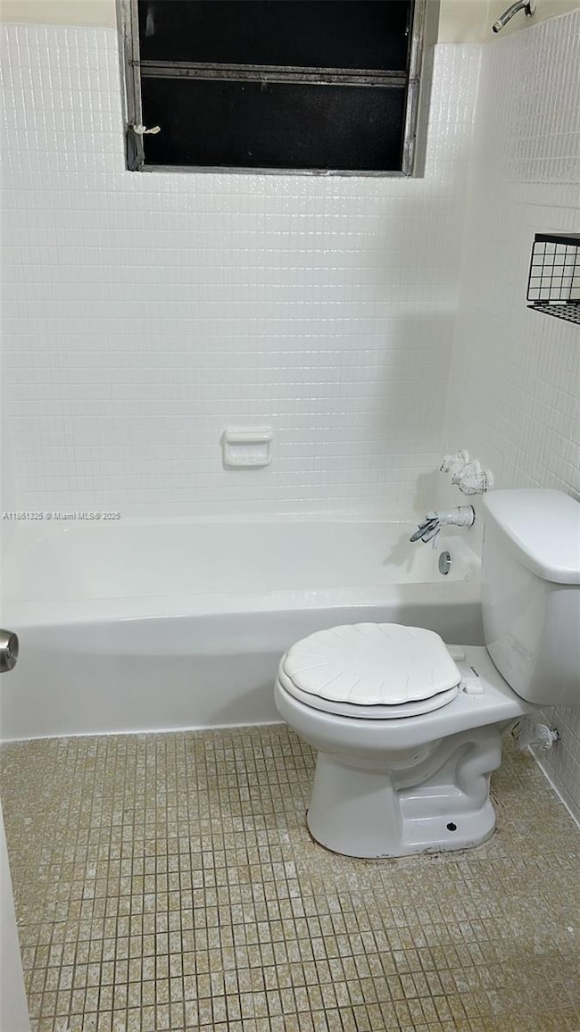 201 SW 9th St unit B, Hallandale Beach, FL 33009 - photo 3