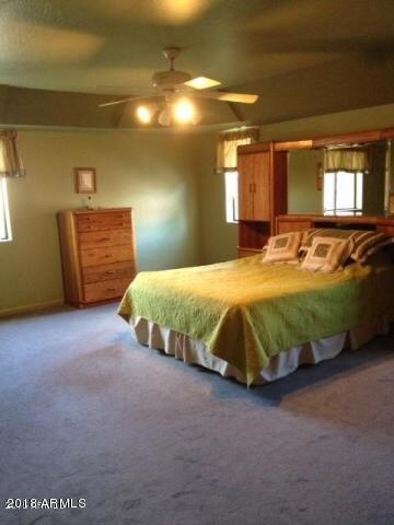 662 N Maple Master Bed Photo